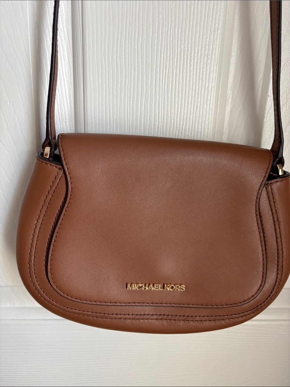 Michael Kors Brown Leather Saddle Crossbody Bag with Gold Logo - Picture 2 of 4